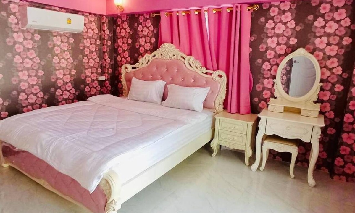 Suan Phueng Hotel | Rai Phurak Resort