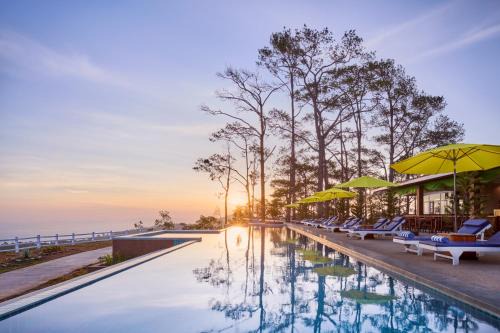 Kampong Seila Resort | Romhaey Kirirom Resort by EHM