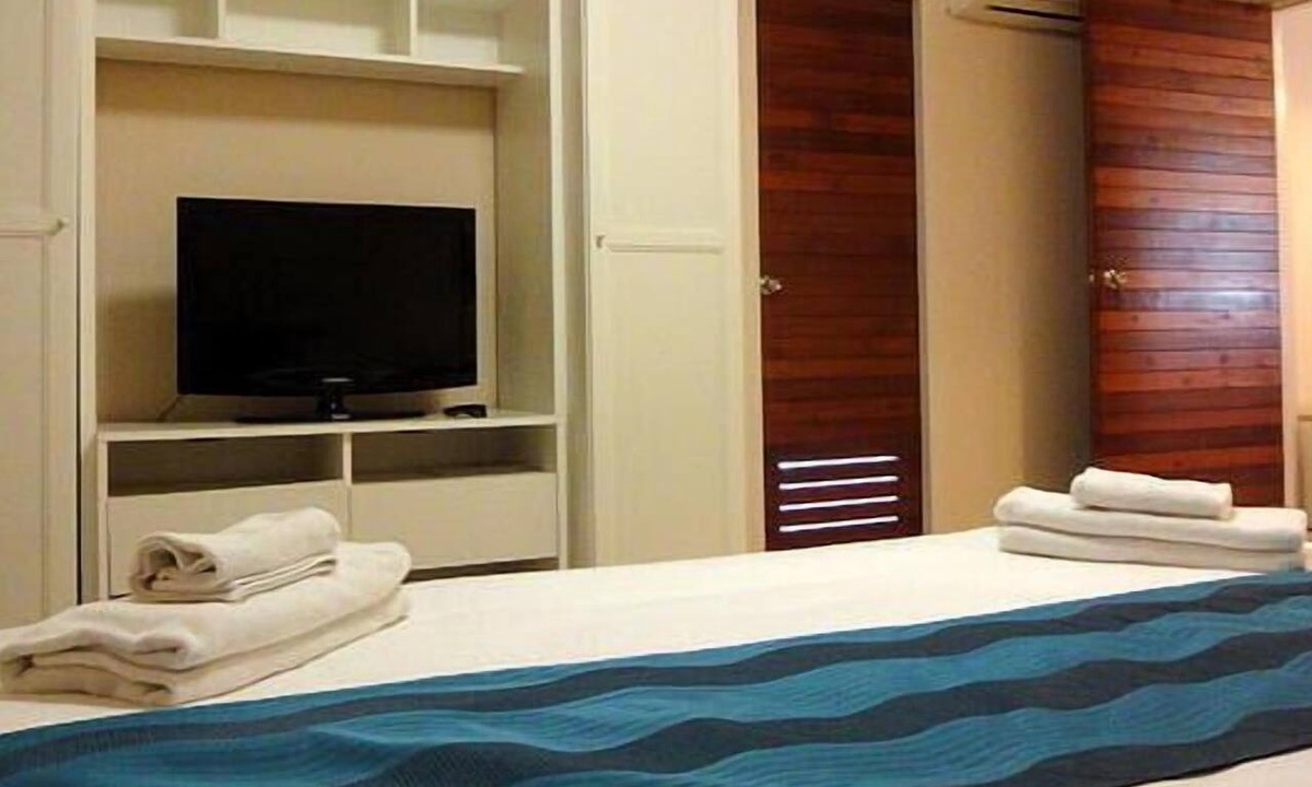 Ban Chang Hotel | Royal Place Banchang