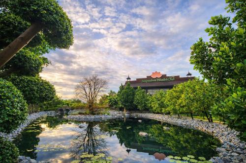 Saen Phu Dat Resort | Sanpudard Health and Wellness Club