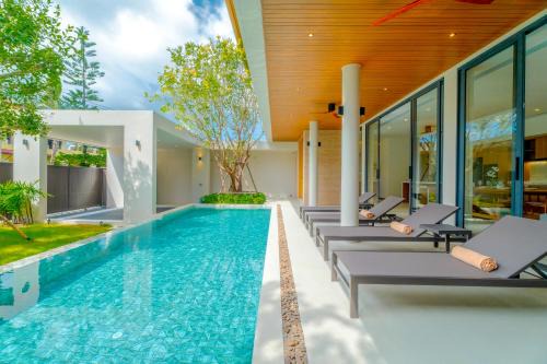 Ban Saiyuan Cabin | Sava Villa - Central Rawai Location & 10 Mins to Nai Harn Beach