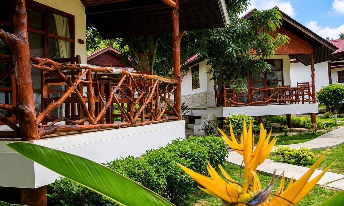 Wok Tum Hotel | Sea Scene Resort