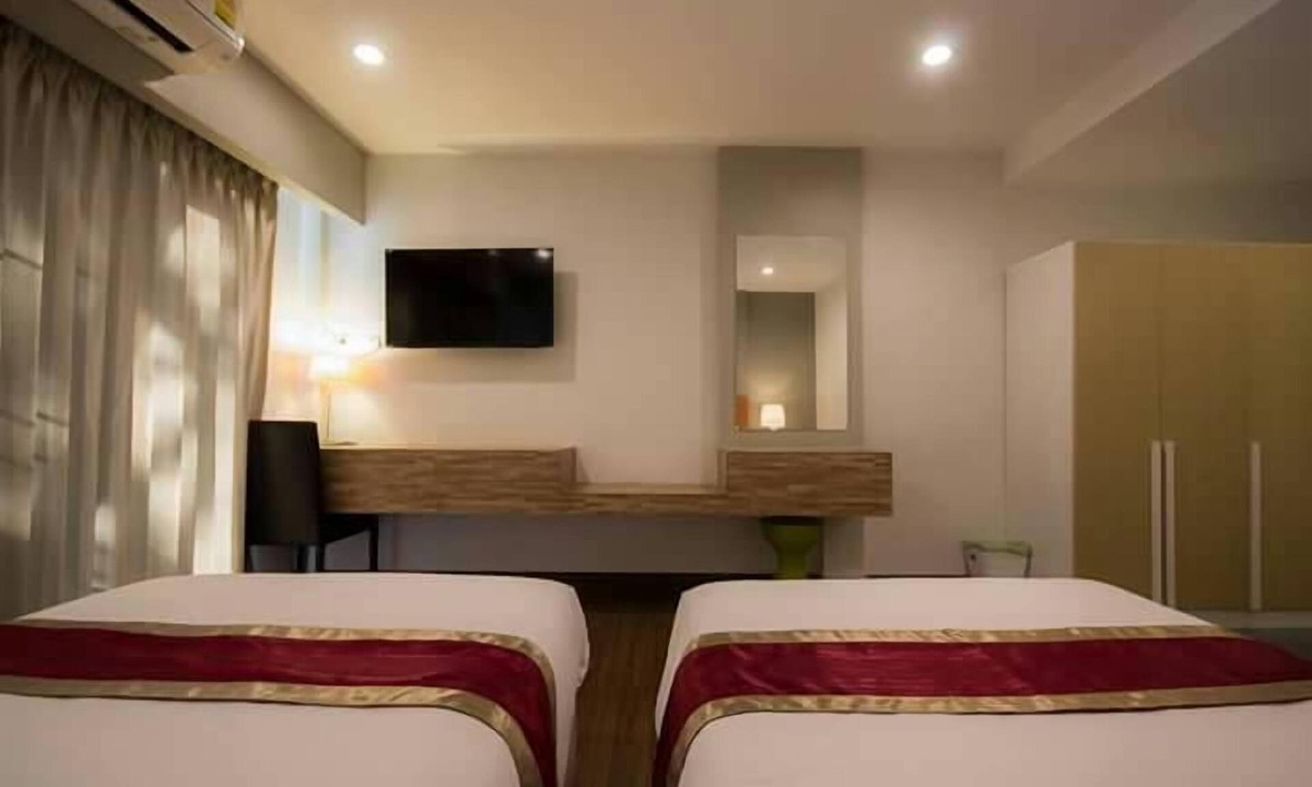 Mae Kon Hotel | Season Namkorn Resort