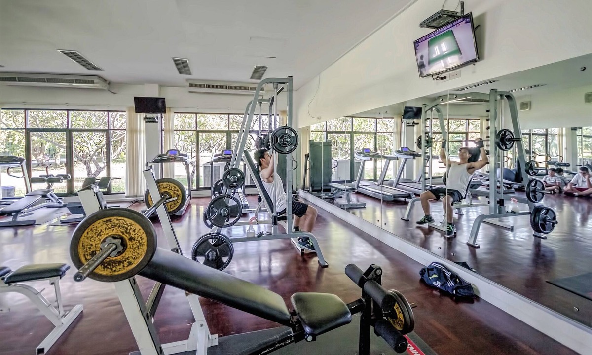Ban Chang Apartment | Seastar service apartment, house & hotel with view of golf course