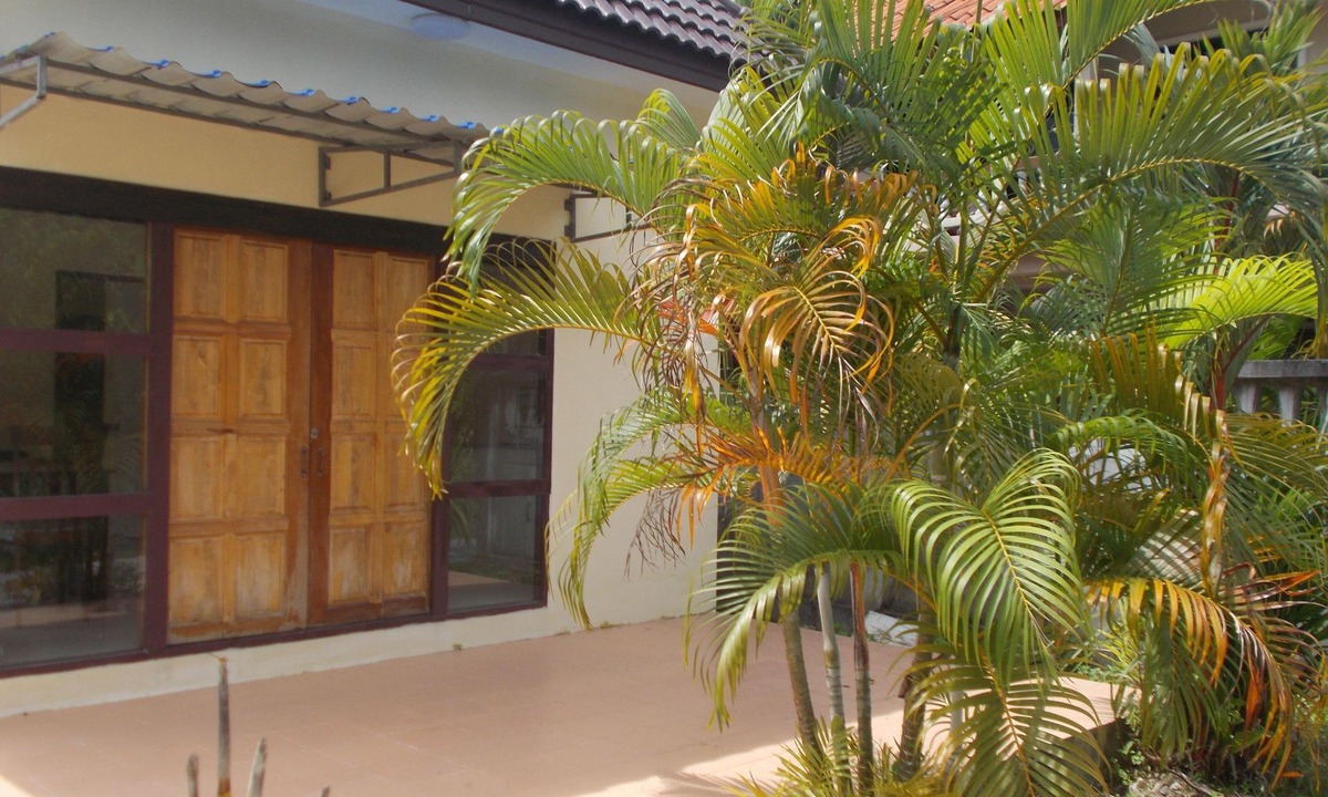 Patong House | Simple little house at Kamala beach!