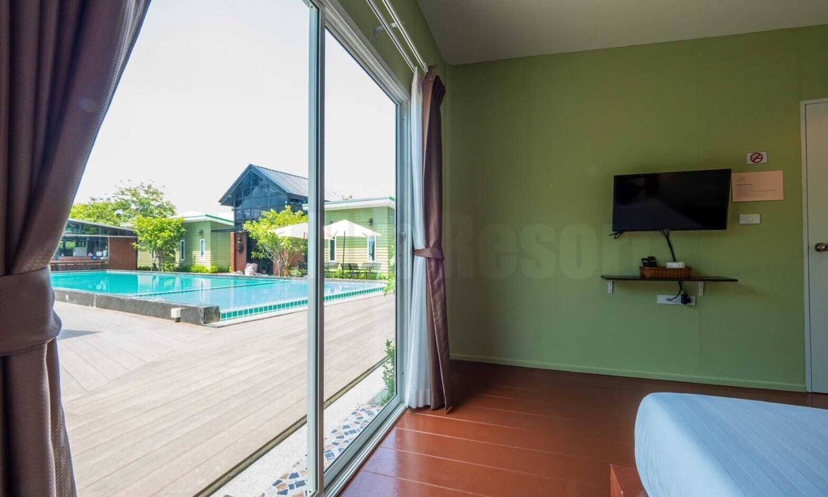 South Pattaya Resort | Sky hip resort jomtean pattaya