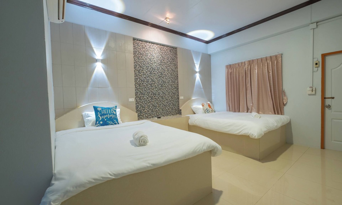 Sattahip Hotel | Sleepdive Samaesan