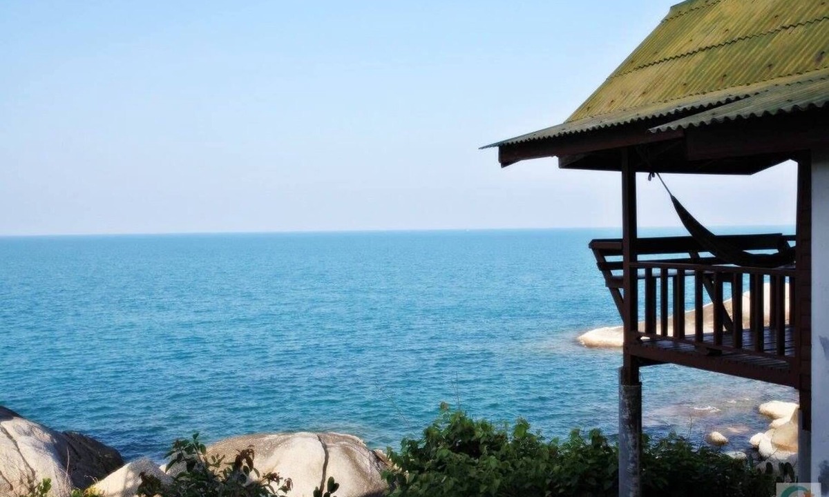 Baan Tai House | Small bungalow with Seaview