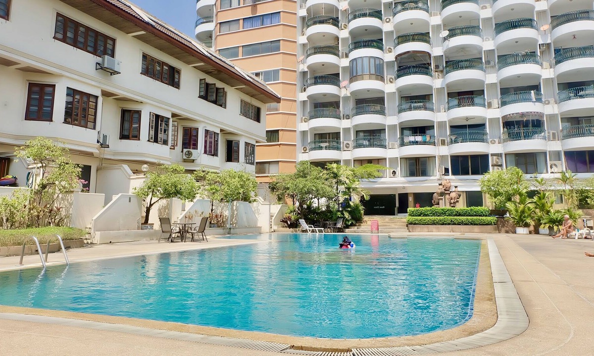 Huay Kaew Condo | Spacious 2BR Condo w PoolWIFI @Hillside 4 Nimman