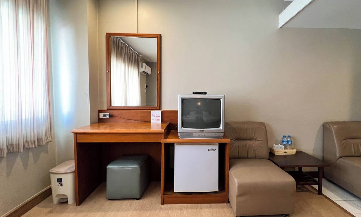 Nai Mueang Hotel | Srivichai Hotel