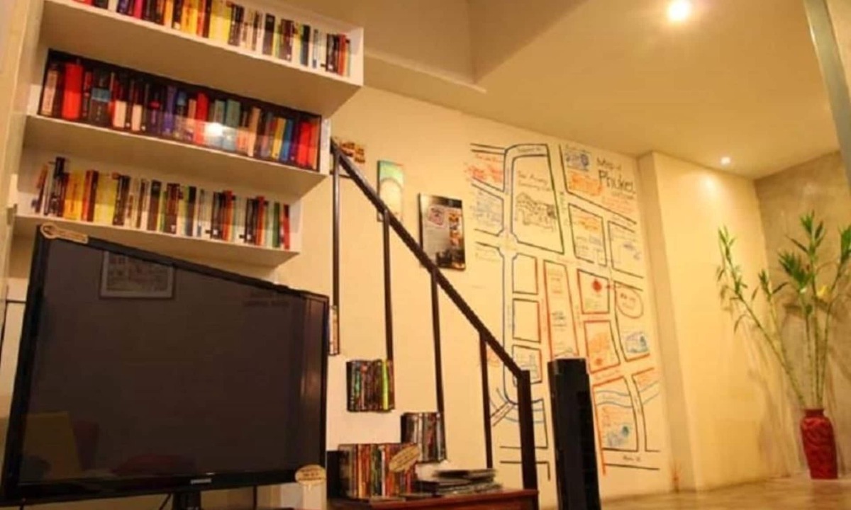 Old Phuket Town Hostel | Studio room in Sino-Portugese building, Phuket town