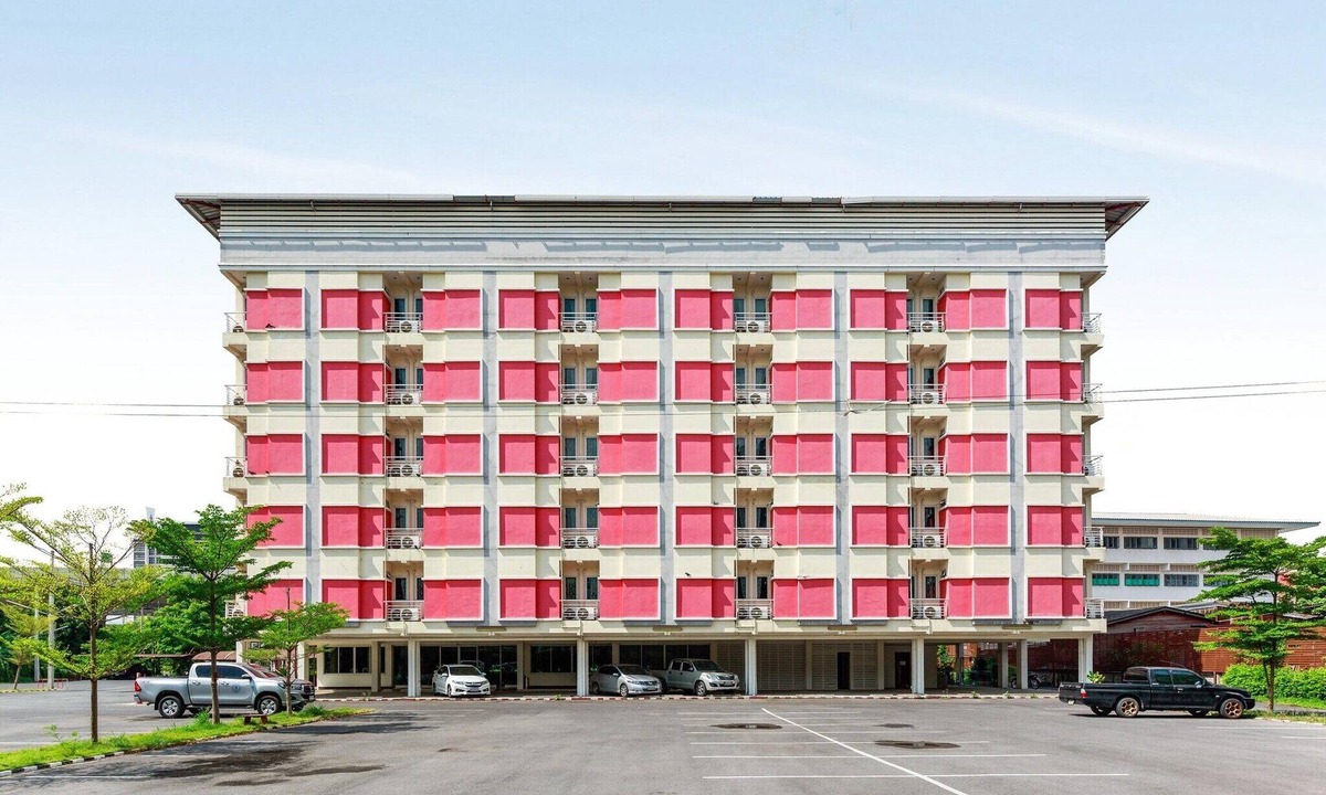 Bang Kra So House | Stylish Double Haven | Vresotel Deluxe Stay
