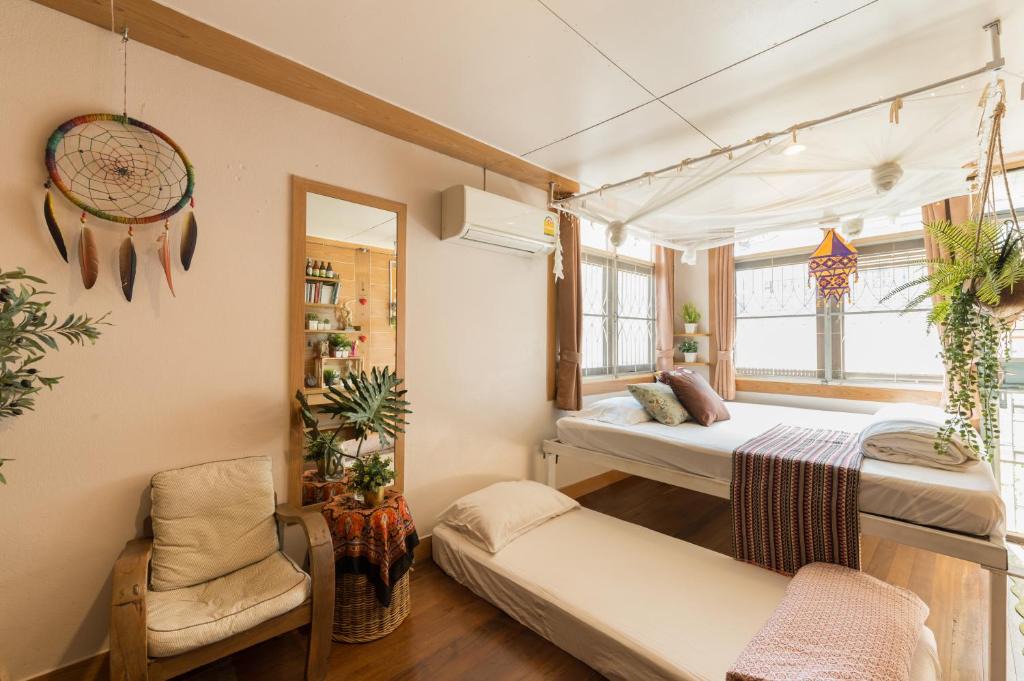 Chom Phon House | Sud Soi Guest House