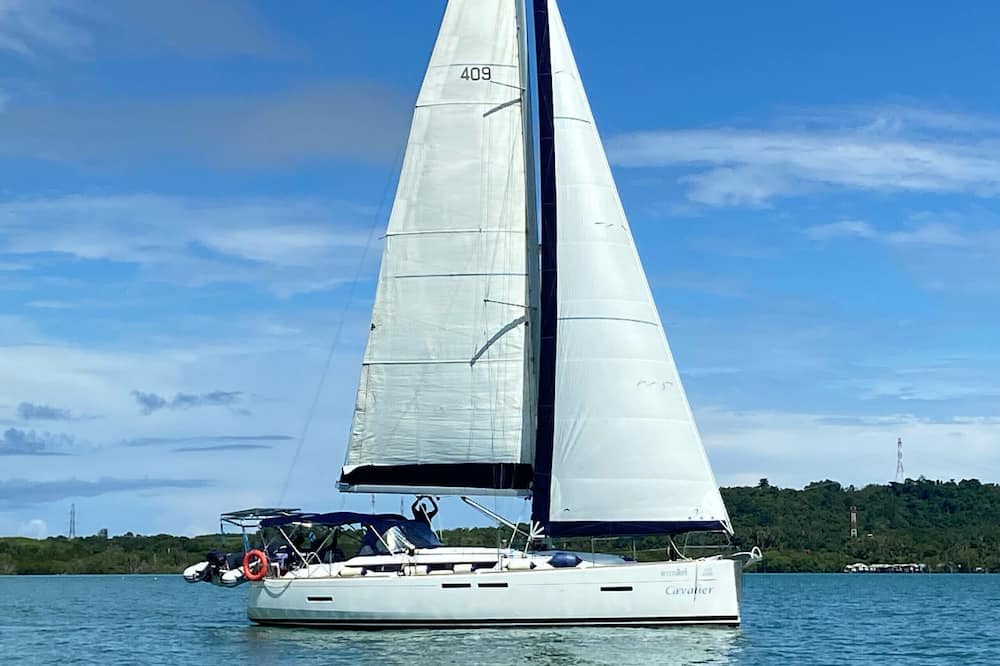Ban Na Faek Boat Rental | Sun-Kissed Sailing Adventure in Phuket