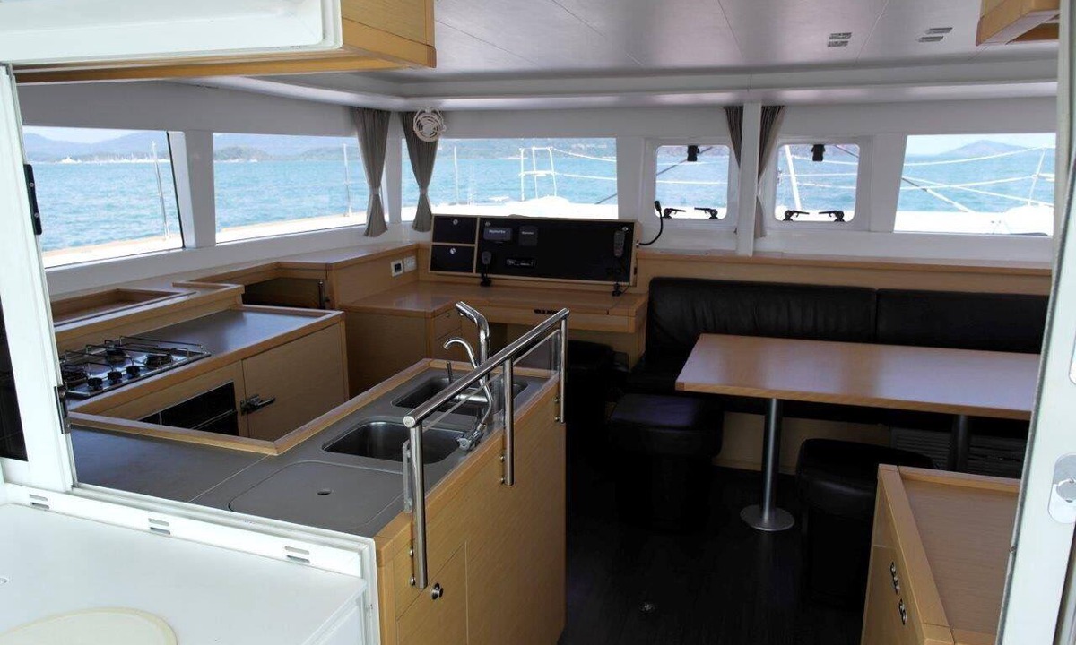 Ban Na Faek Boat Rental | Sun-Kissed Sailing Adventure in Phuket
