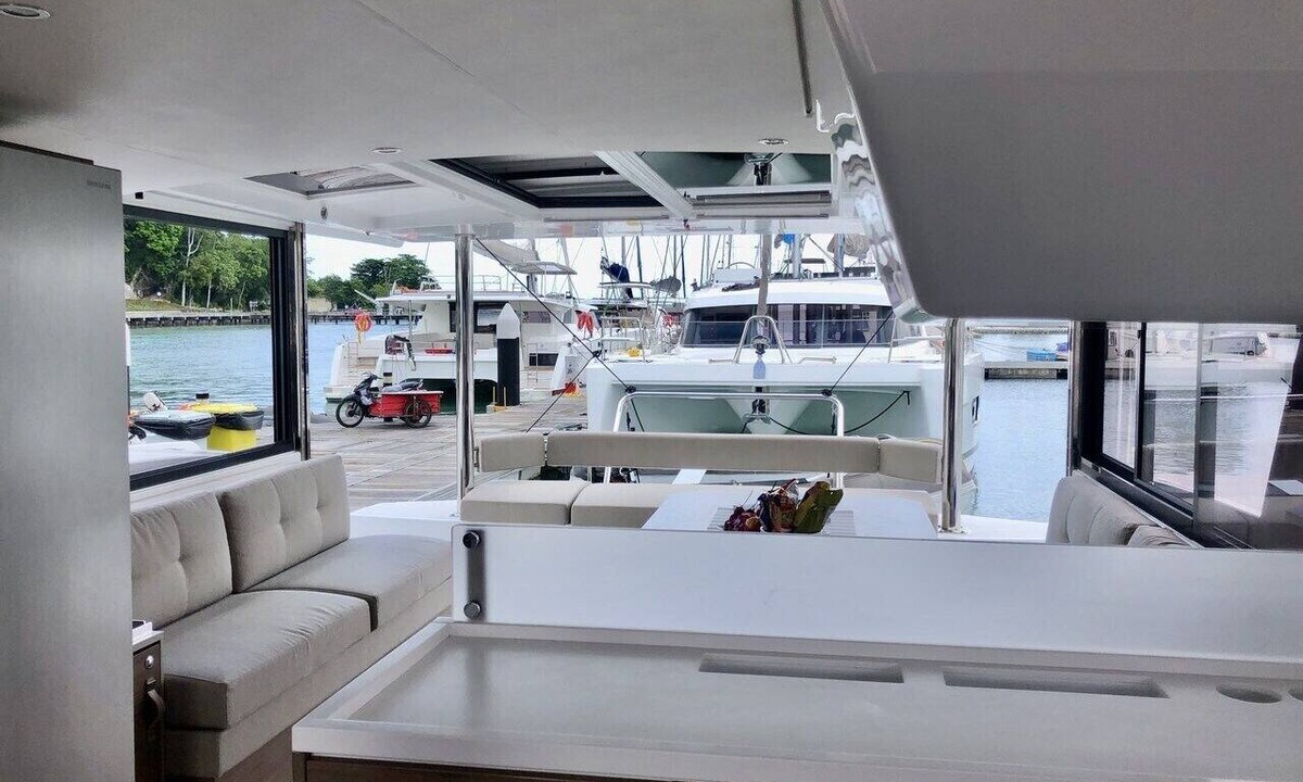 Ban Na Faek Boat Rental | Sun-Kissed Sailing Adventure in Phuket