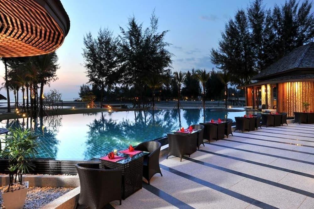 Khuk Khak Beach Resort | Superior - Free WiFi | Private Balcony - Upto 3 Adults| SDU#3