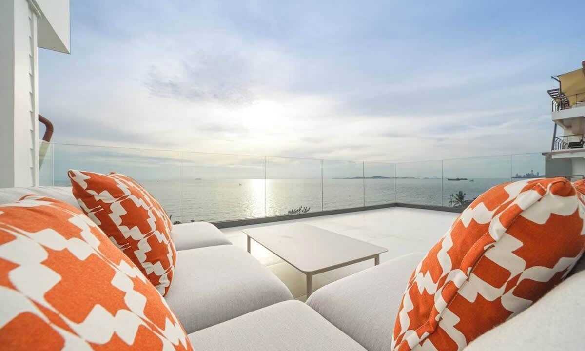 Na Chom Thian House | Surf Beach House Pool Villa