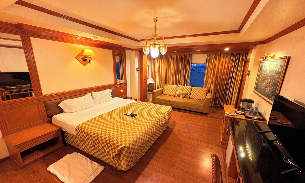 Maha Sarakham Hotel | Taksila Hotel