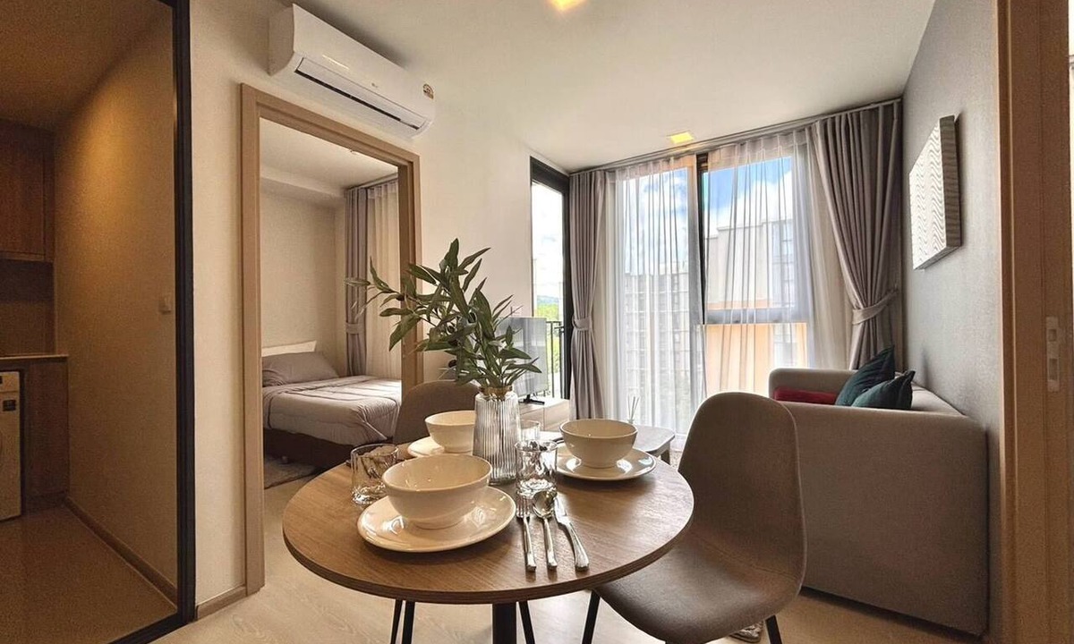 Phuket Apartment | The Base Rise Condo Phuket Middle of The Island