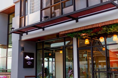 Don Sak Hotel | The Blue C Donsak