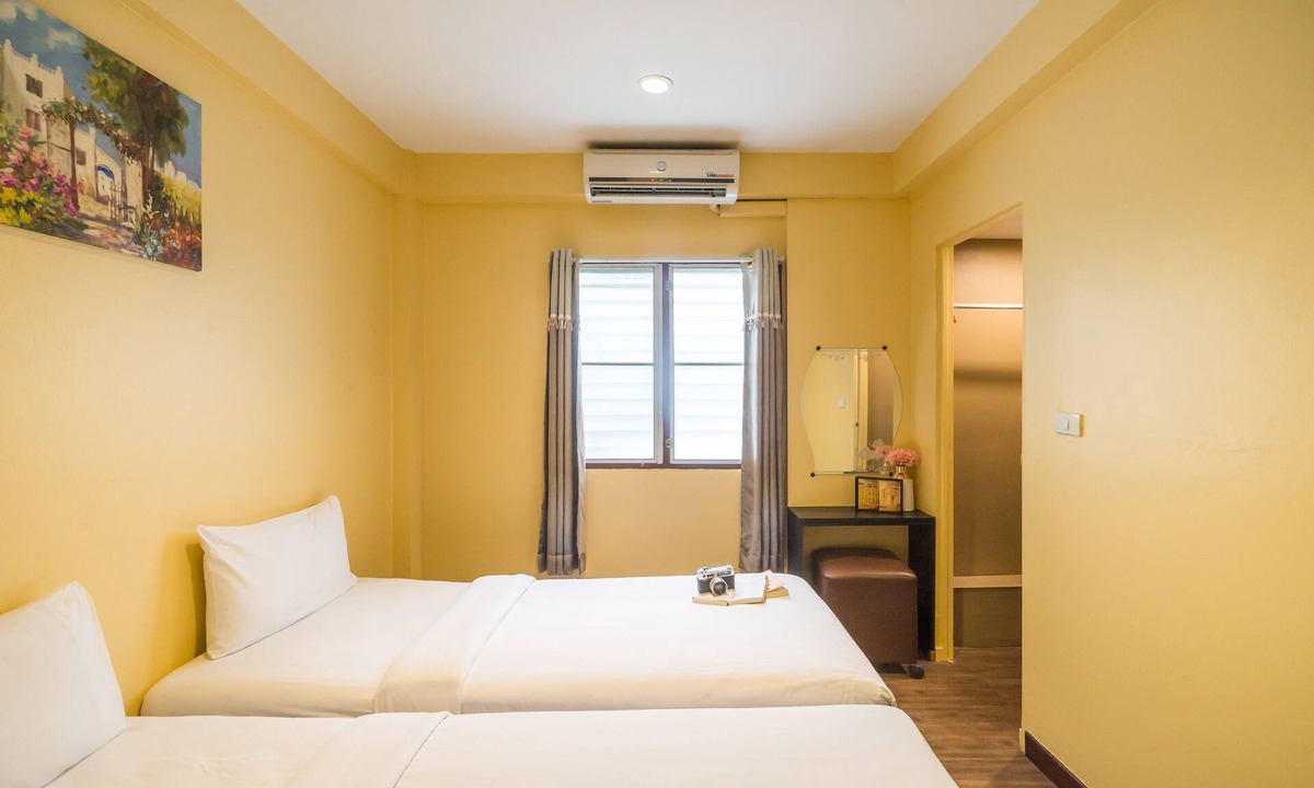 Samsen Nok Hotel | The Corner Ratchada