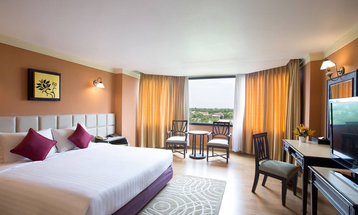 Phitsanulok Hotel | The Imperial Hotel and Convention Centre Phitsanulok