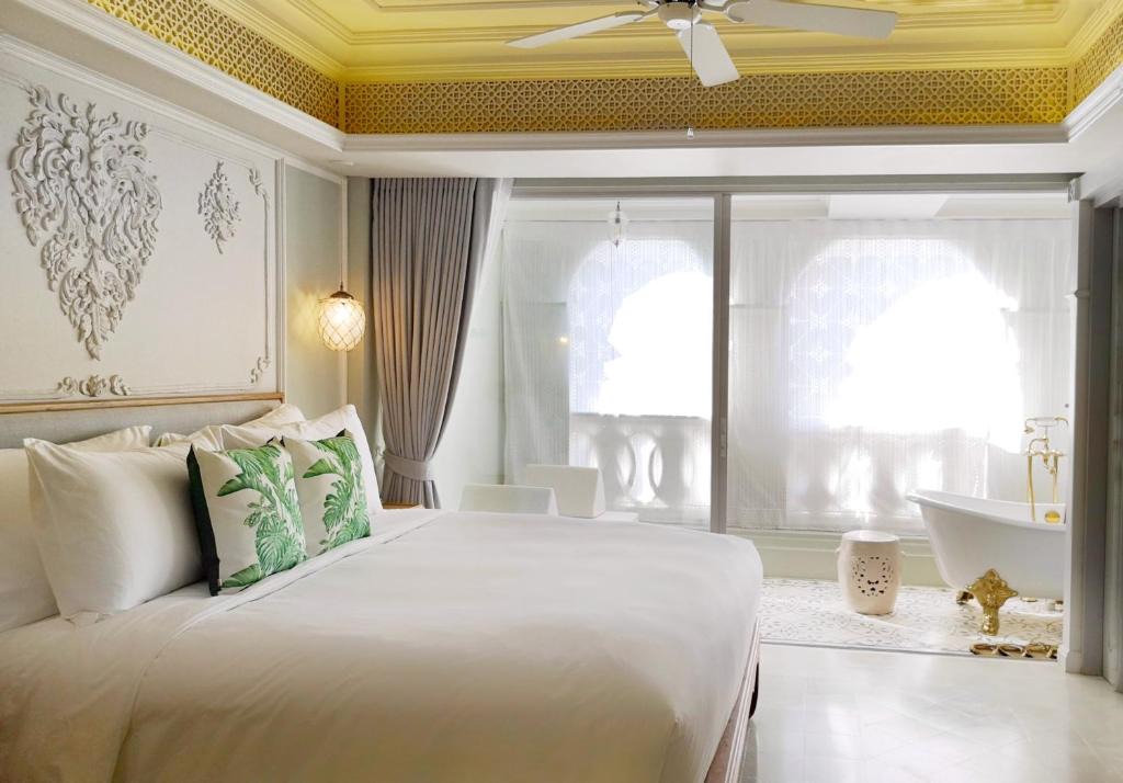 Old City Hotel | The Inside House