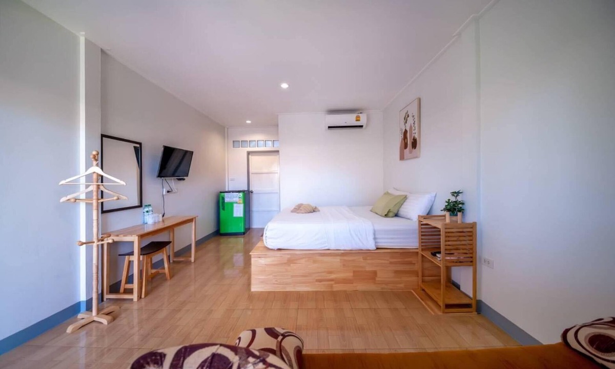 Nong Pla Lai Hotel | The kn kohlarn