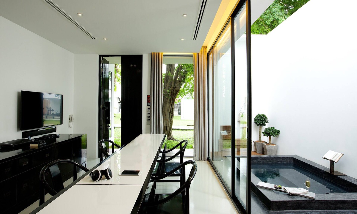 Chaweng City Center Hotel | The Library