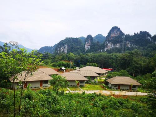 Khlong Sok House | The Liveliwoods