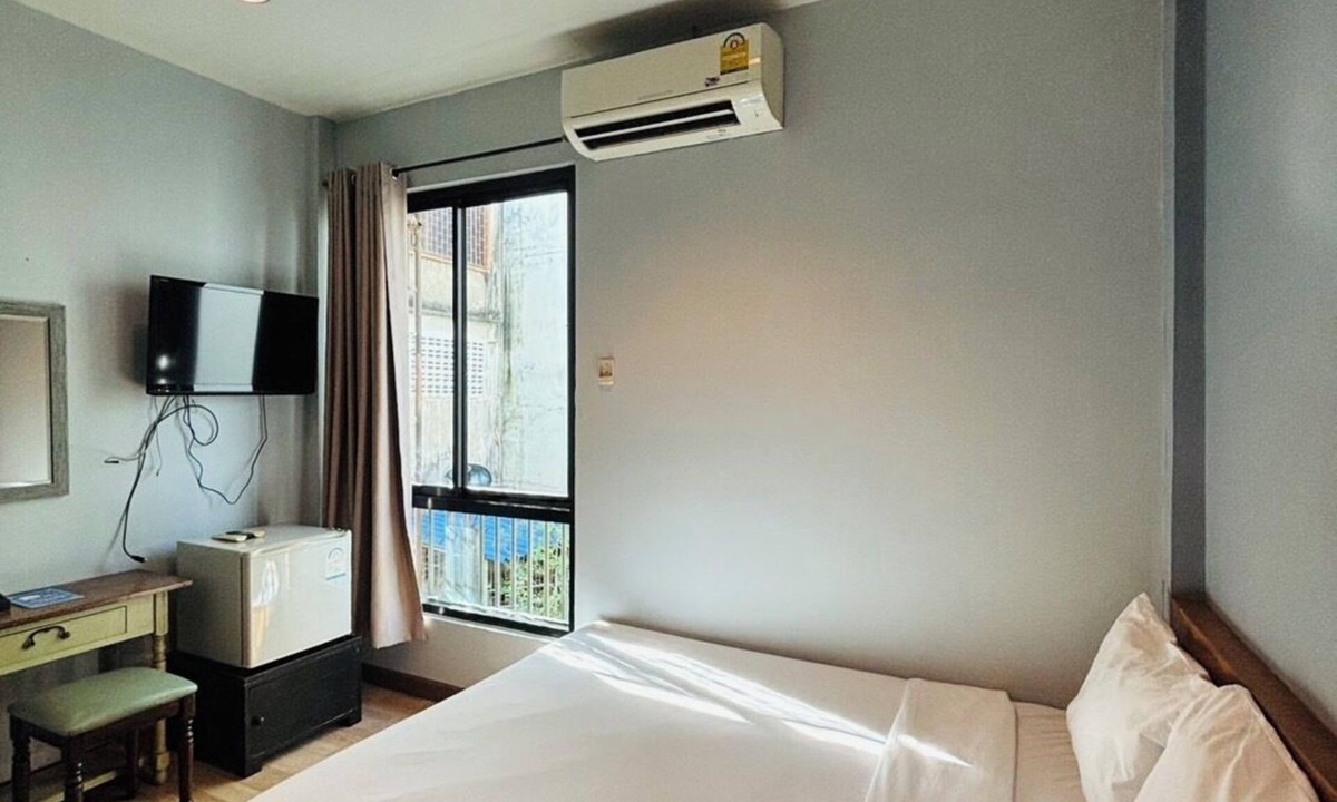 Talat Yot Hostel | The Lodge BKK Hostel