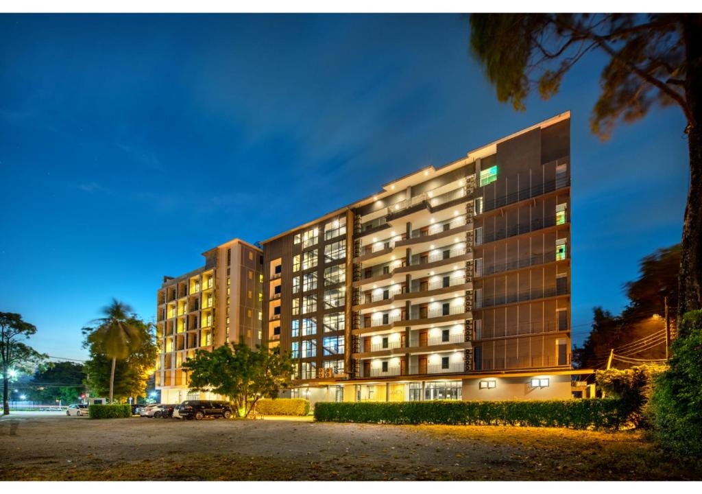 Bang Sare Hotel | The Wind Hotel