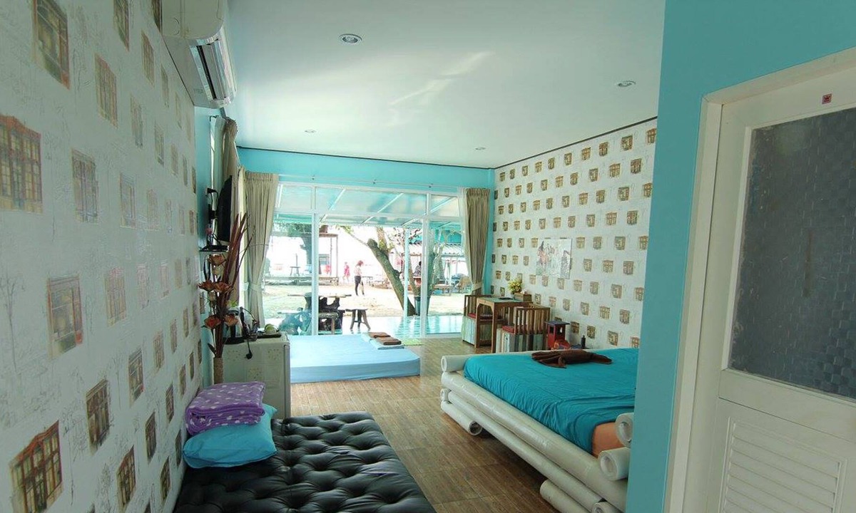 Chakphong Hotel | Ton-Aor on the beach resort & restaurant