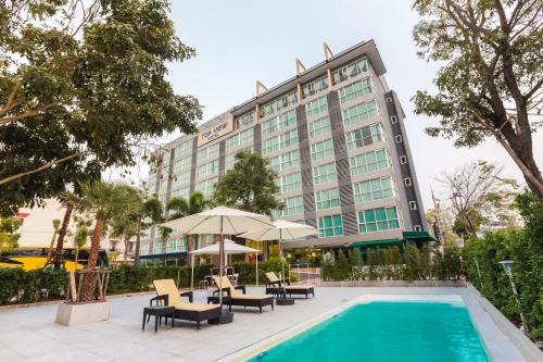 Ban Thung Sukla Hotel | Top View Hotel - SHA Extra Plus
