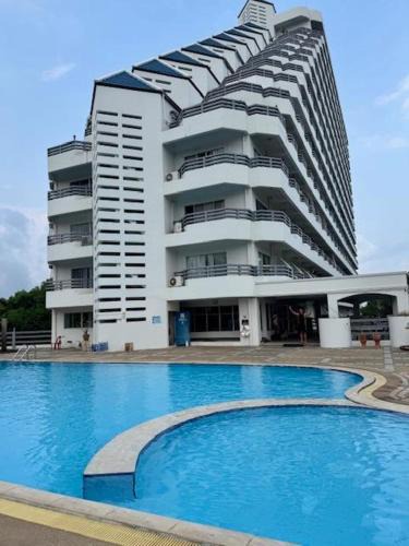 Ban Phe Apartment | Tree Top Beach Condo