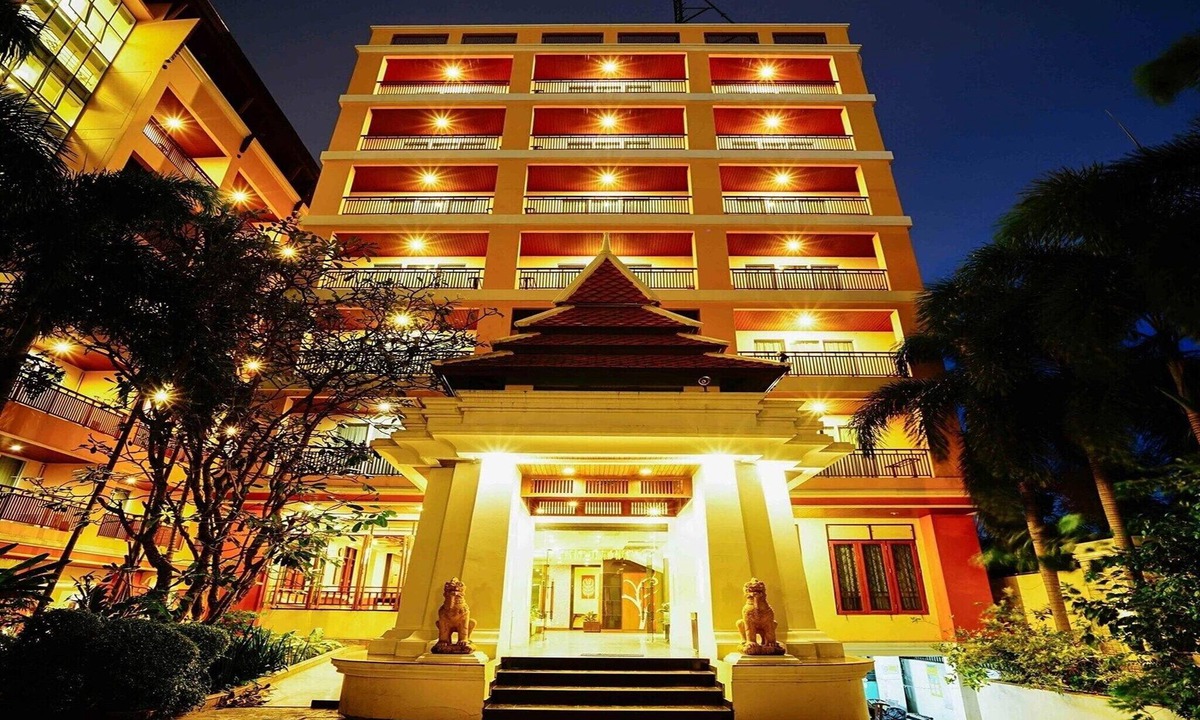 North Pattaya House | Twin Escape in Pattaya | Free Pool & Parking