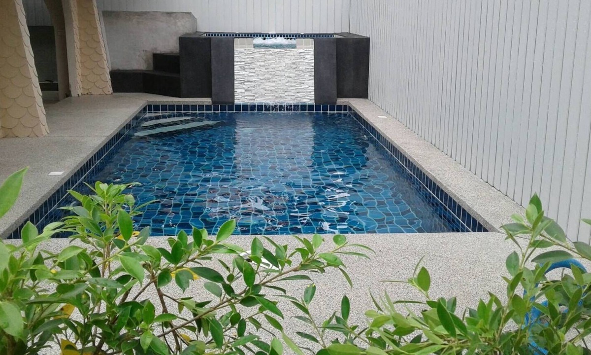 Jomtien Villa | Villa Rose Private Pool and Jacuzzi