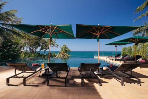 Kata Villa | Villa Sunyata - Phuket Oceanfront 8-Bedroom Luxury Villa - 5-Minute Walk to Kata Beach