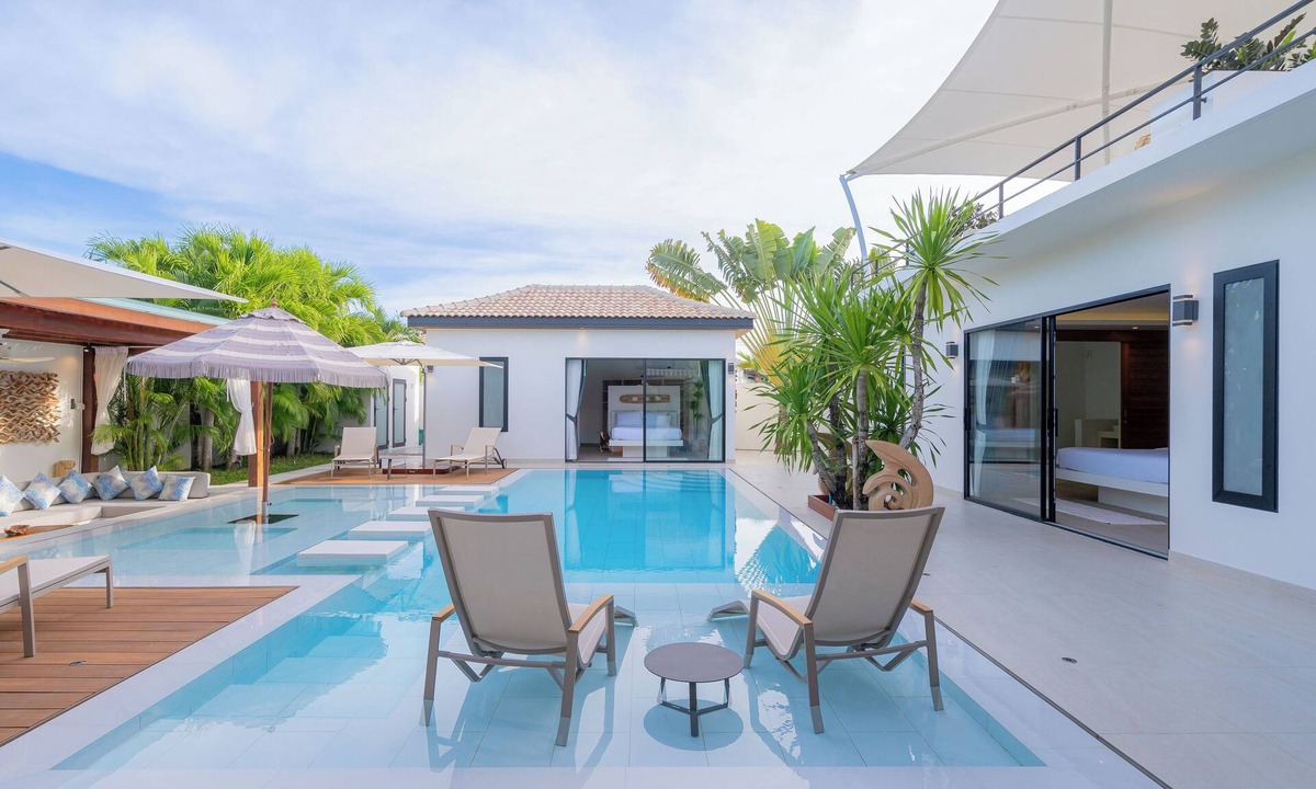 Hin Lek Fai Villa | Villa Thalias a NEW modern tropical balinese style