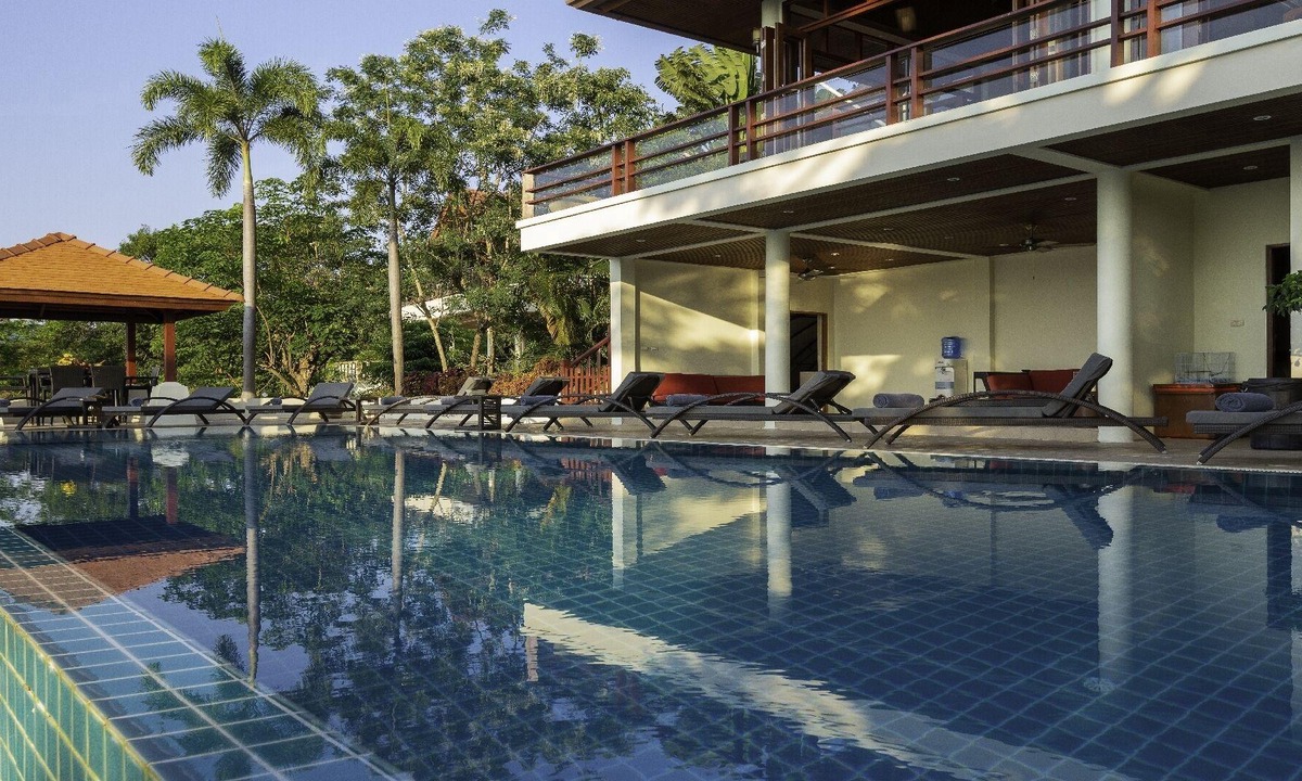 Nanai Road House | Villa Yoosook Patong Beach Phuket 7 bedrooms private pool sea view sauna