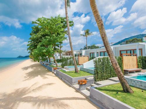 Bang Po Resort | White Whale Beachfront Pool Villa
