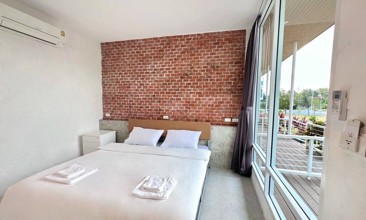Phra Pradaeng Hotel | WoodViewResort
