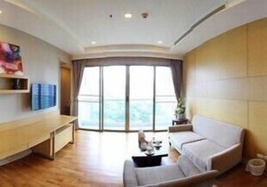 1 Bedroom Apartment close to BTS