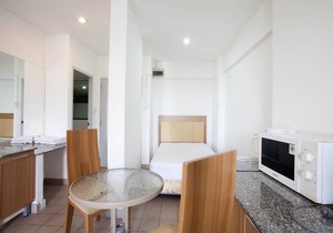 Night Bazaar Road - 40 Sqm - 7th Floor - King Size + Single Bed - Work-From-Home