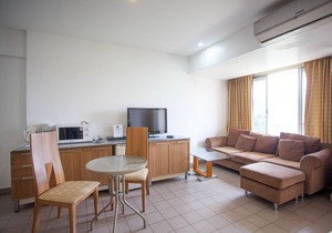 Night Bazaar Road - 40 Sqm - 7th Floor - King Size + Single Bed - Work-From-Home