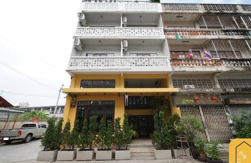 Bangkok Noi Bed & Breakfast | 36 m² Bed and breakfast ∙ 127 guests