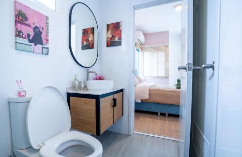 Bang Rak Phatthana House | Bangkok Luxury Private Pool & Jacuzzi Villa , Daily Maid