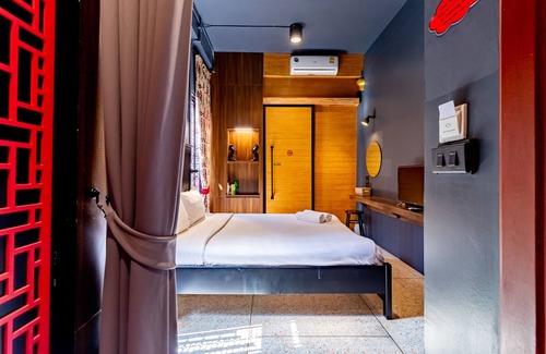 Embassy District Hostel | Cloud on Saladaeng Silom Hostel Bangkok