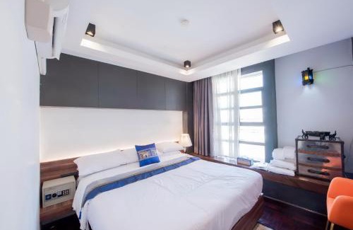 Bang Rak Hostel | Elixir Hostel Bangkok